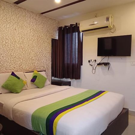 Abs Comforts Villa Mysore Exteriör bild